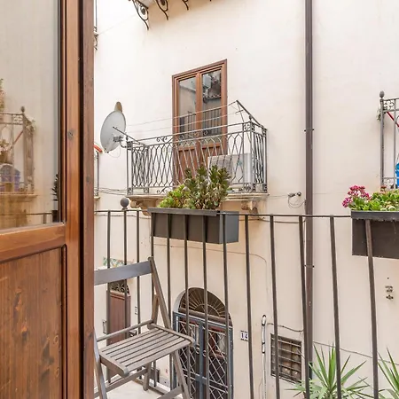 Vega - Alle Spalle Del Teatro Massimo 아파트